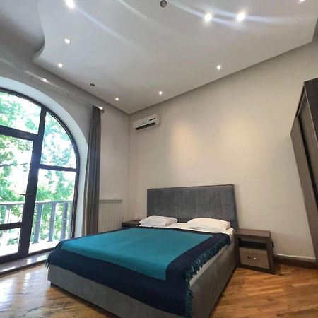 Saryan Hotel Erévan Extérieur photo