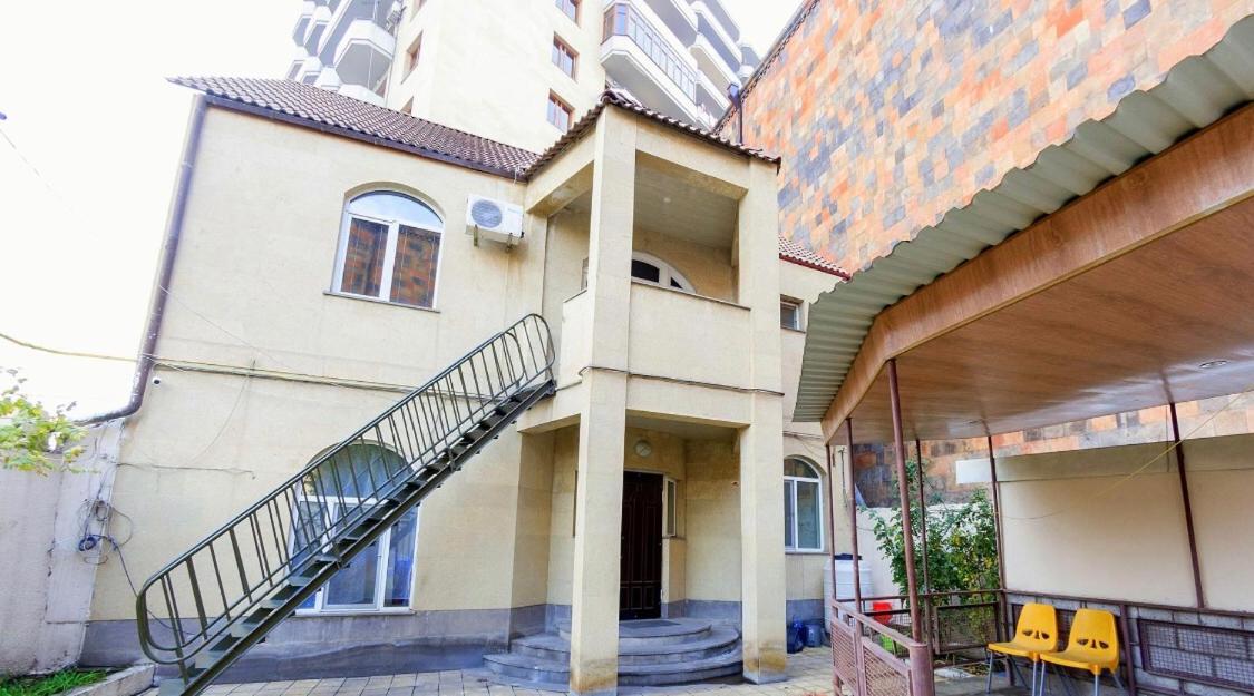 Saryan Hotel Erévan Extérieur photo