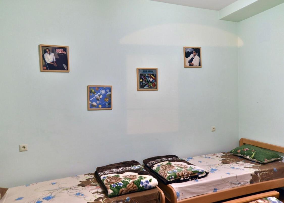 Saryan Hotel Erévan Extérieur photo
