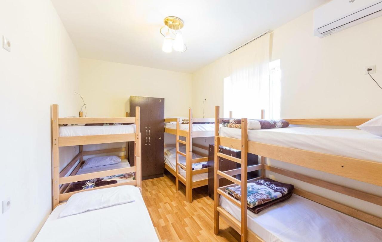 Saryan Hotel Erévan Extérieur photo