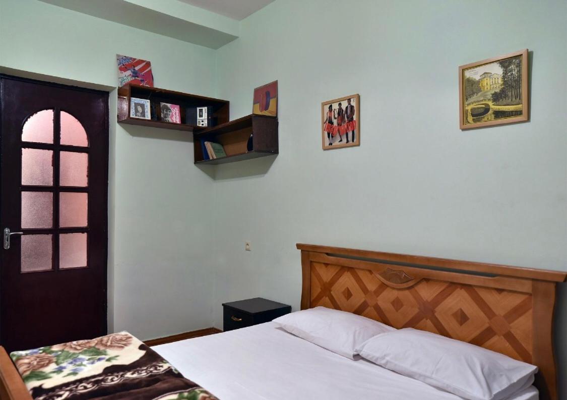 Saryan Hotel Erévan Extérieur photo